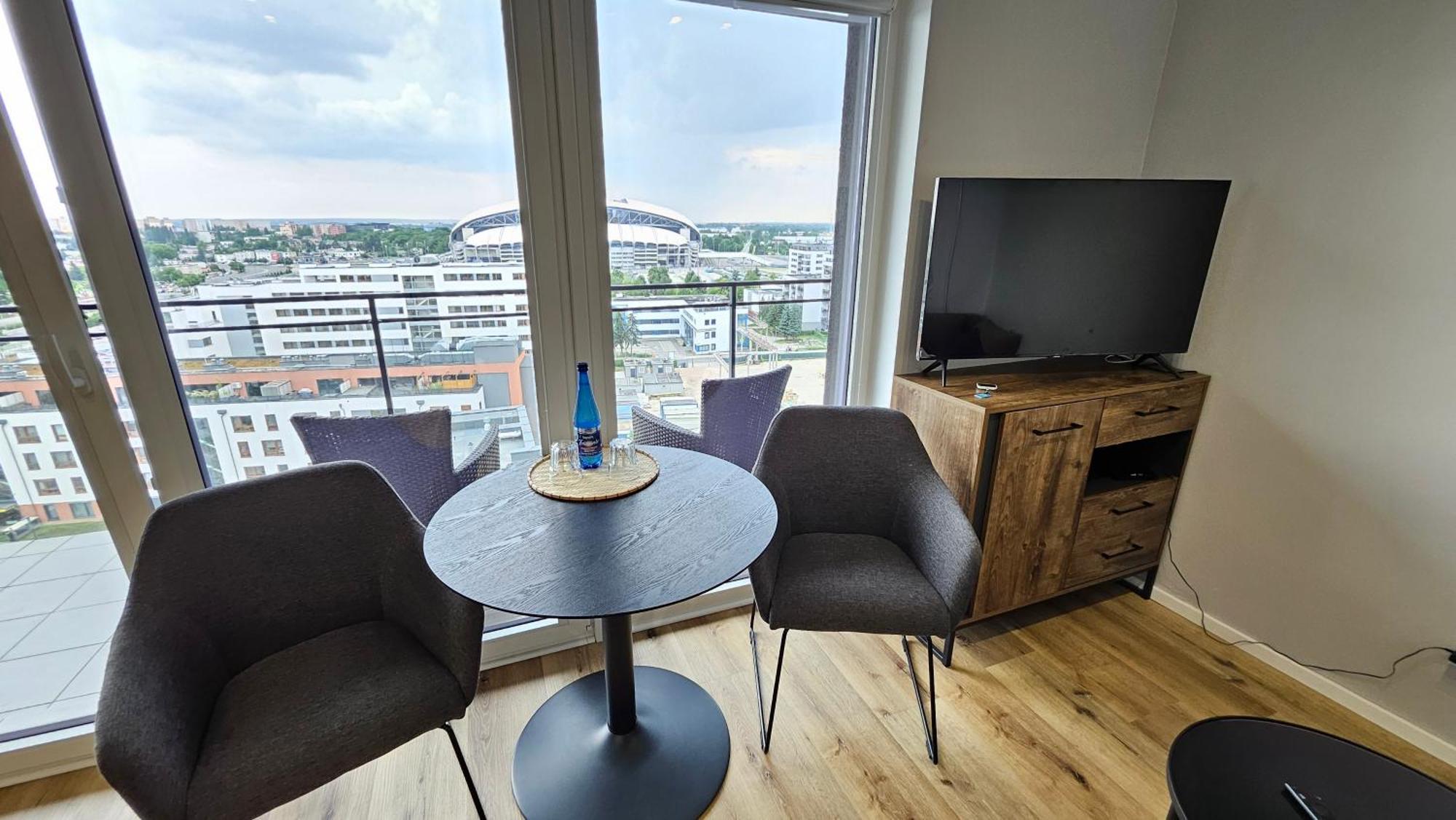 Apartament Bulgarska 59 - Sypialnia I Salon - 40M2 - Self Check In 24H Poznan Dış mekan fotoğraf